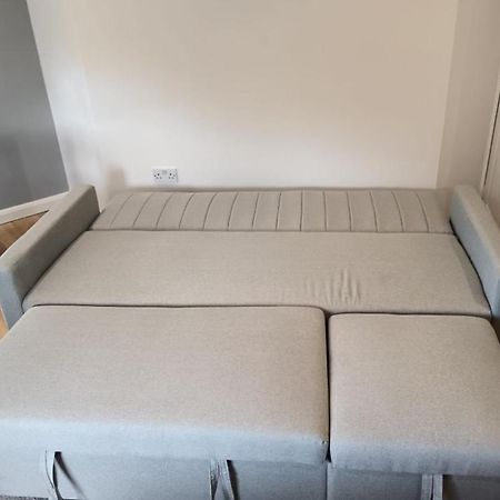 Welcome To This Flat Kettering Esterno foto
