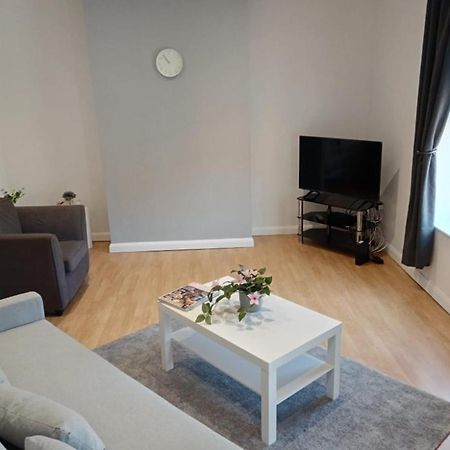 Welcome To This Flat Kettering Esterno foto